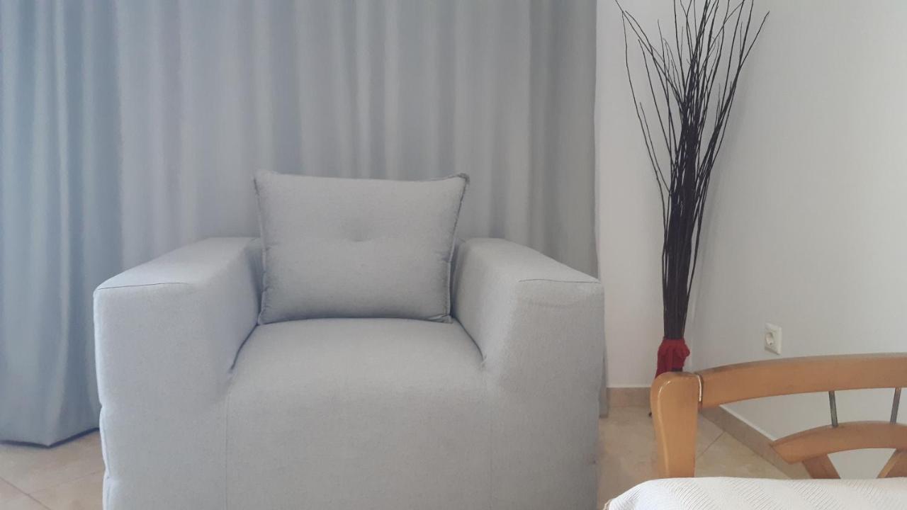 Matilda Milos - Cycladic Living Apartamento Triovasálos Exterior foto