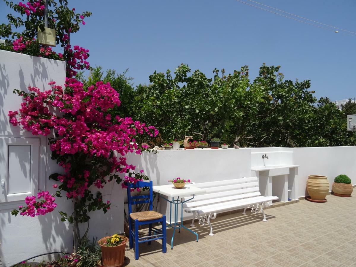 Matilda Milos - Cycladic Living Apartamento Triovasálos Exterior foto