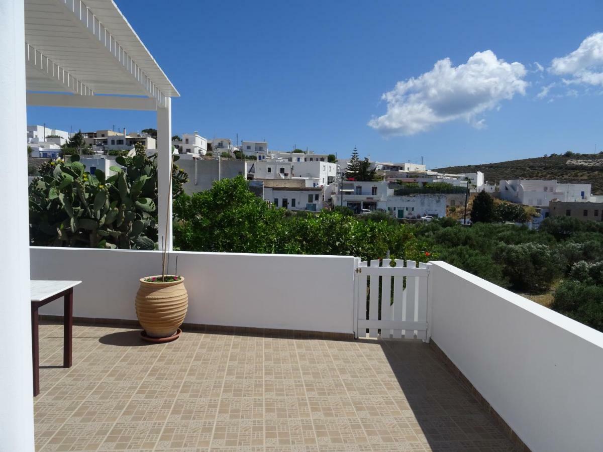 Matilda Milos - Cycladic Living Apartamento Triovasálos Exterior foto